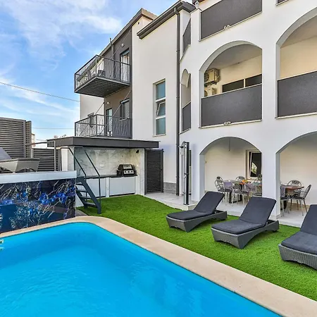 Apartment Brnas