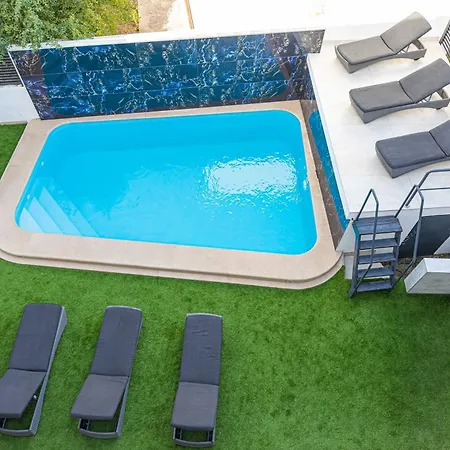 Apartment Brnas *