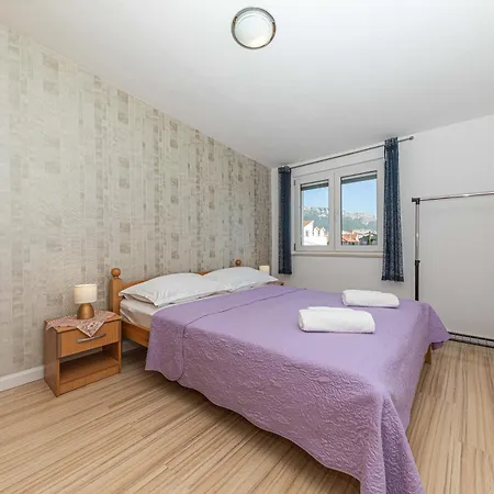 Apartment Brnas *